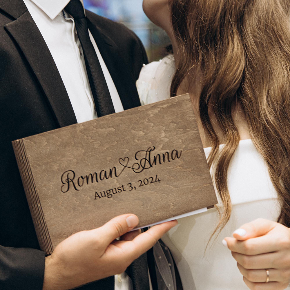 Personalized Wooden GuestBook  - Custom Photo Book recensione e prezzo
