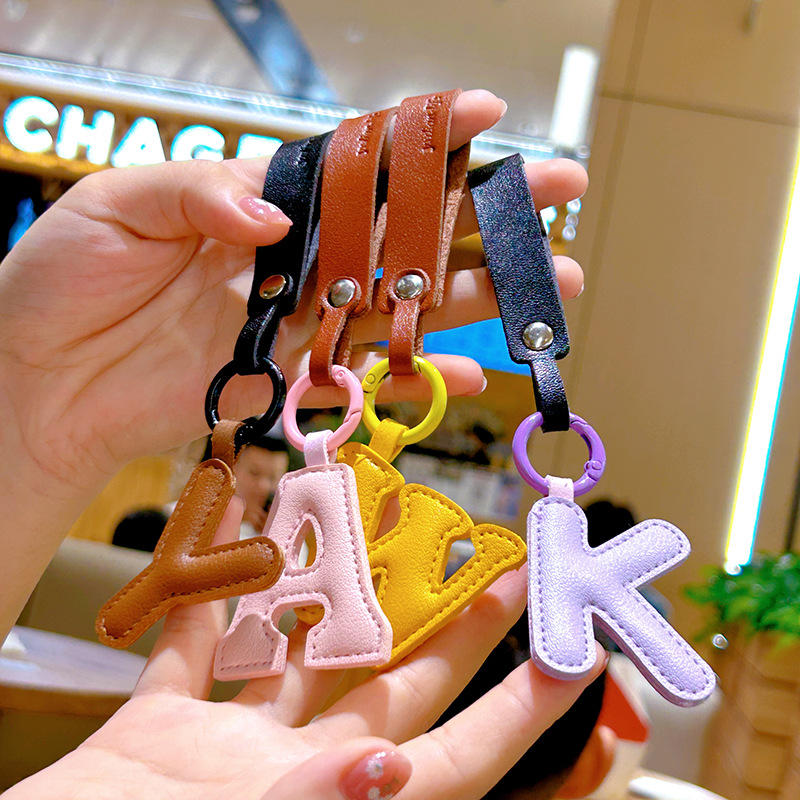 Creative PU Leather 26 Letter  - Monogram Keychain Leather recensione e prezzo