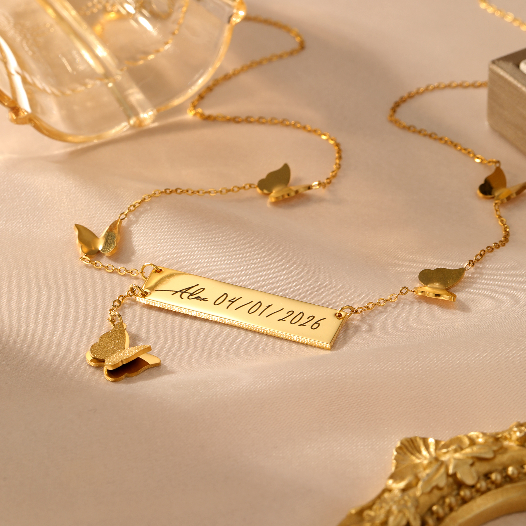 Personalized Butterfly Bar Nam - Handwriting Necklace Bar recensione e prezzo