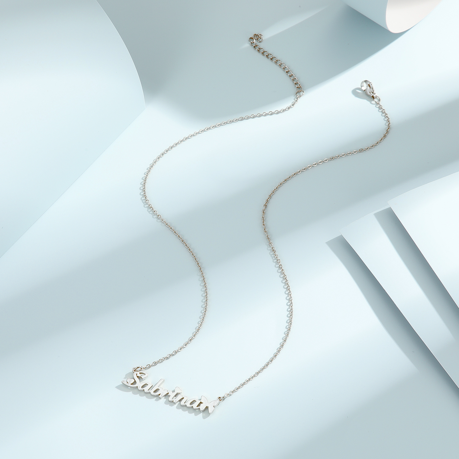 1pc Personalized Butterfly Nam - Name Necklace Custom recensione e prezzo