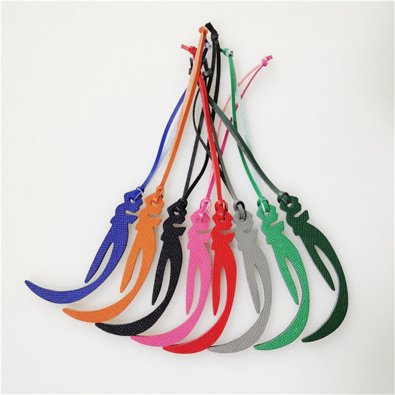 Natural Leather Keychain with  - Monogram Keychain Leather recensione e prezzo