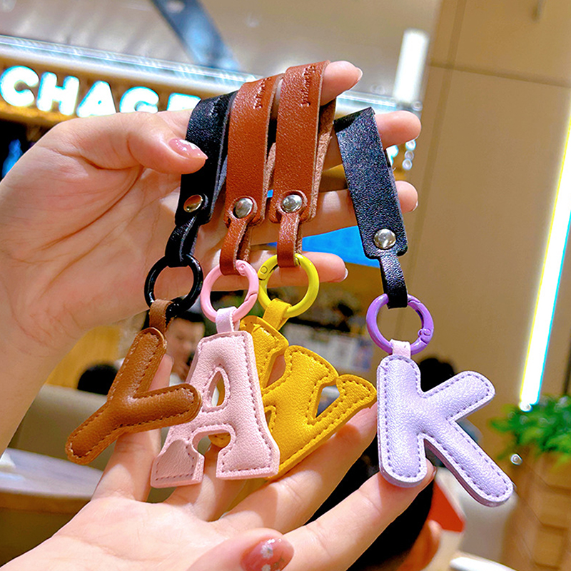 A To Z PU Leather Initial Lett - Monogram Keychain Leather recensione e prezzo