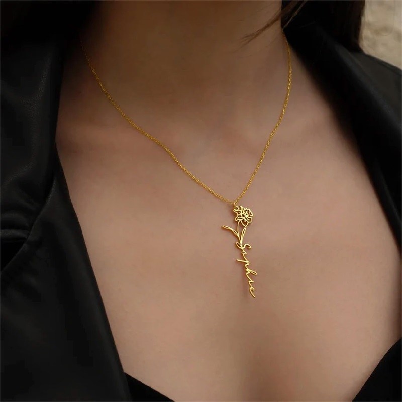 Personalized Birth Flower Name - Birth Flower Necklace recensione e prezzo