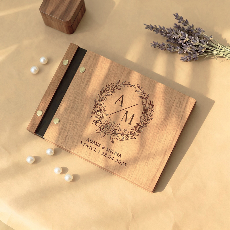 Personalized Wooden Wedding Gu - Custom Photo Book recensione e prezzo